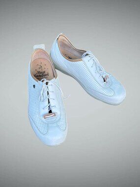 Finn Comfort Onz Sneakers Perorated White Leather Lace Up Size 5.5 8.5 US